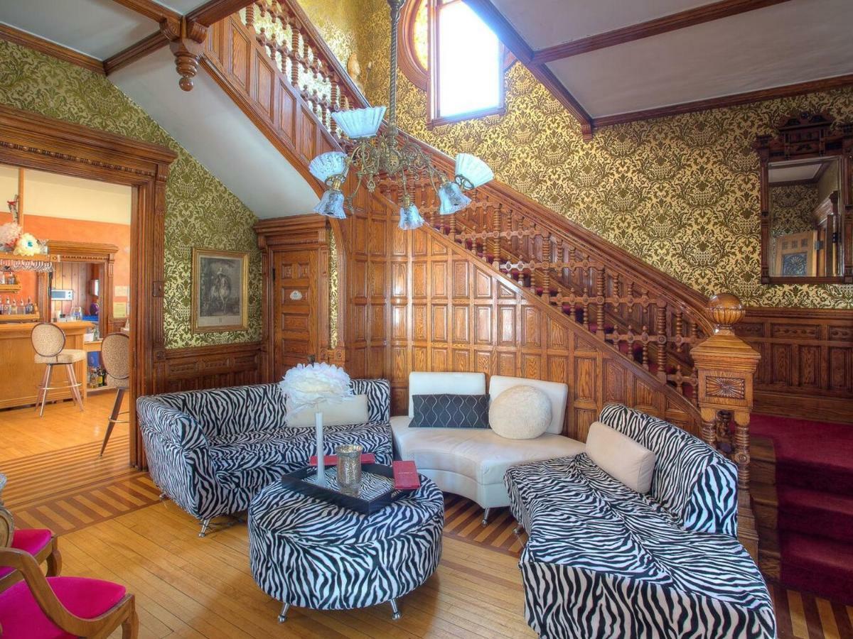 M&M Victorian Bed And Breakfast Marinette Kültér fotó